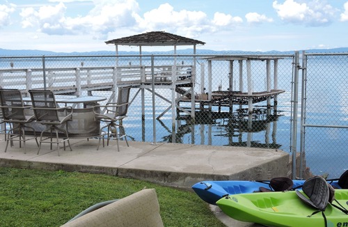 Lucerne House | 4 Bedroom 3 Bath Lakefront Clear Lake 7- 20 TO 8- 6 10% OFF ANY 3 NIGHT STAY