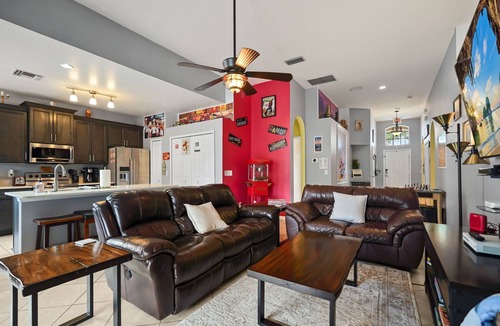 Calabay Parc Villa | 4BR Villa Private Pool and Game Room near Disney