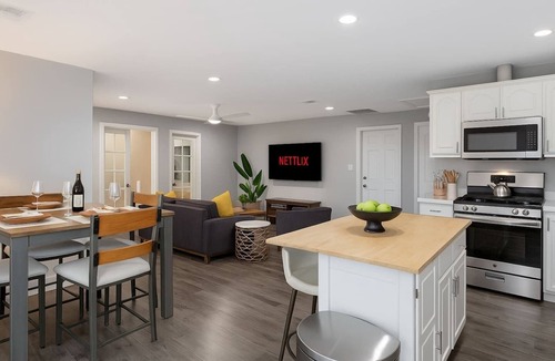 Grant Hill Villa | 5-Units/26 guests/Heated Pool Option/Spa