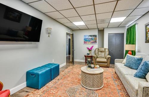 Keystone House | 8 Mi to Tarpon Springs Sponge Docks: Gem w/Games