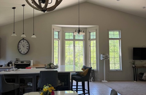 West Salem House | A+ Views & Location Just Minutes From Town w/Heated Infinity Pool on 50+ Acres