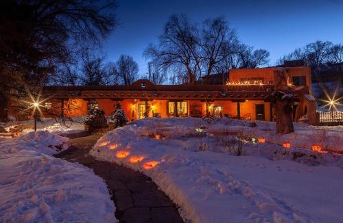 Taos Bed & Breakfast | Adobe and Pines Inn Bed and Breakfast