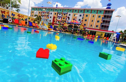 Cypress Gardens Hotel | Adventurer's Dream Room, Legoland Hotel, Mini Golf Excursion, 2 Family Stays