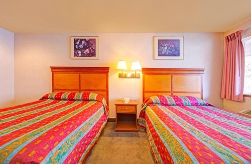 Stevenson Hotel | Affordable Riverside Escape Awaits! | East Point Kite Beach - 0.2 miles