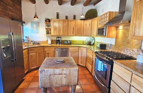 Taos House | Alfreds Compound Main + Guest House in Town Hot Tub Wifi