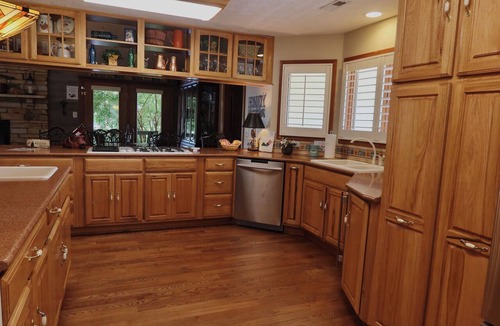 Lanexa House | America's 250 Stay-Premier Home w/POOL by Busch Gdns, Water Country USA, Wmbg