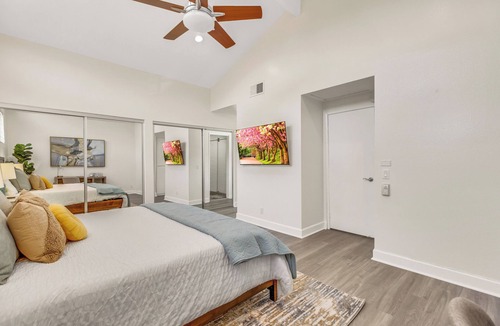 South Redondo House | An Amazingly Designed Outstanding Torrance Home Close to LAX, SOFI, and Intuit