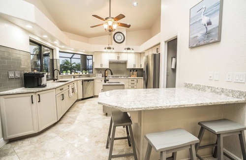 Apollo Beach House | Apollo's Anchor: Waterfront Stay w/Pool & Game Room