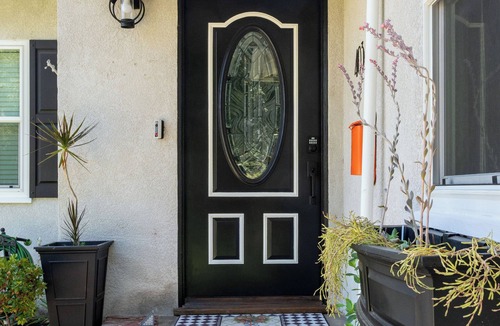 South Redlands House | Attached Private Entry Suite: Greenbriar Cottage Grove Views near Kimberly Crest
