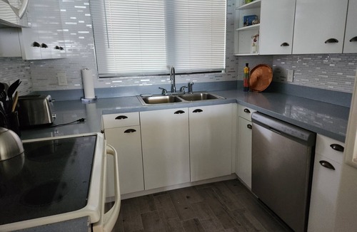Sand Key Condo | BEACH BALCONY POOL HOTTUB Aug10-31 Oct 17-31 NOV Jan 16-30 Feb27-Mar20 MAY 2week