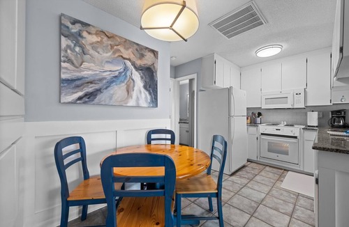 North Topsail Beach House | Beach, Ocean & Sound Views | Villa de Mer