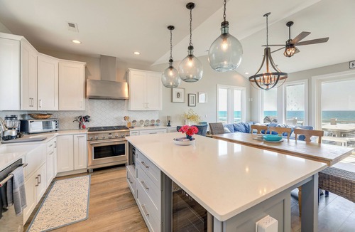Topsail Beach House | Beachfront Oasis w/2 Large Decks, BBQ & Views!