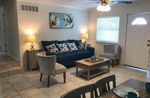 Mahncke Park Apartment | Beautiful Apartment @ The Botanical Gardens #7