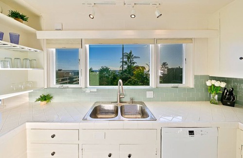 Cardiff-by-the-Sea Cottage | Beautiful charming beach cottage with amazing ocean views