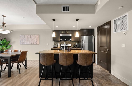 Dead Man's Flats Condo | Beautiful South Facing 2bd/2bth Condo with Hot Tub and Gorgeous Mountain Views!