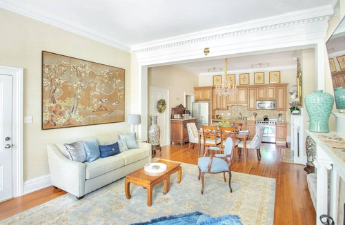 Historic Downtown Savannah House | Beautiful Southern Manor on Famous Jones Street + Parking by Lucky Savannah