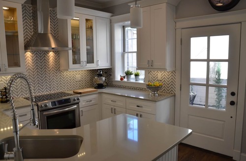 Historic Downtown Savannah House | Beautifully Renovated Historic 1870 Townhouse Steps To Forsyth Park