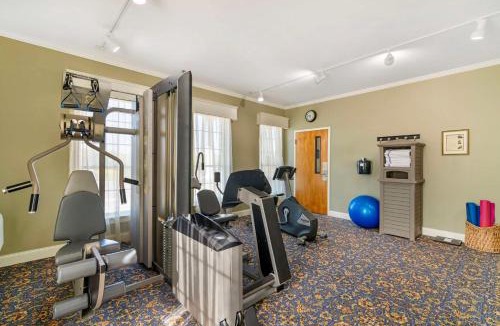 Bangor Hotel | Best Western White House Inn