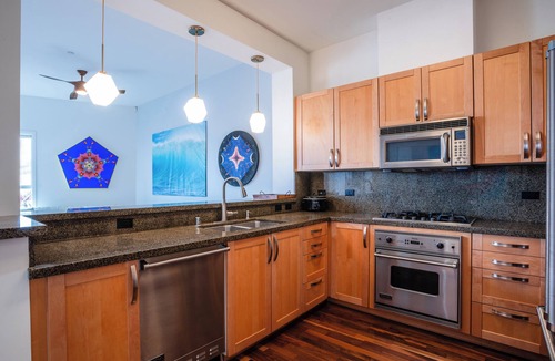 La Jolla Condo | Bird Rock Resort Style Living by the Beach - Seahaus, La Jolla