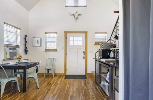 Mississippi District House | Blue Door Tiny Home in Mississippi District, near downtown & Convention Center