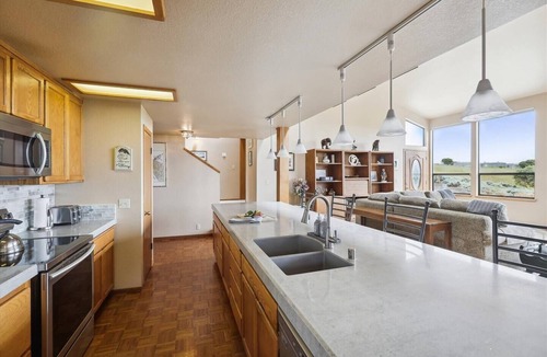 Bodega Bay House | Bodega Retreat! Ocean View, Golf Course, Walk to Beach & Clubhouse, Dog Friendly