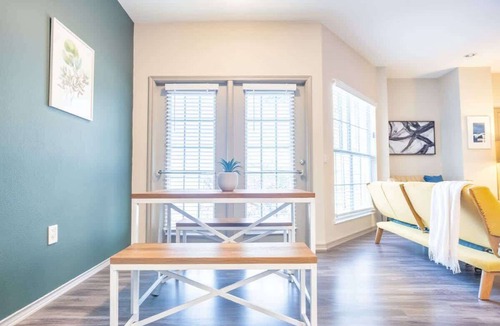 Willow Run Apartment | Boulevard Stays - Pflugerville