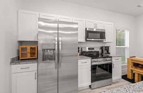Centerton House | Bright Modern Home near Bentonville, Perfect for Families, Pets, Remote Work