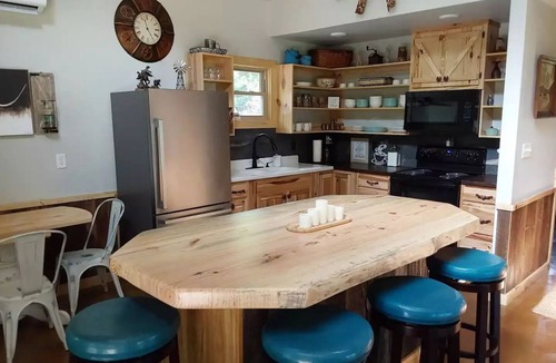 Caddo Gap Cabin | Bucks Ridge Cabin on the South Fork Creek of the Caddo River