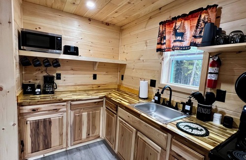 Sangerville Cabin | Cabin 5 Cozy 3-bedroom cabin located on the atv&snowmobile trail.