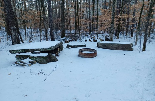 Ozone Cabin | Cabin overlooking creek close to National Forrest a great place to relax