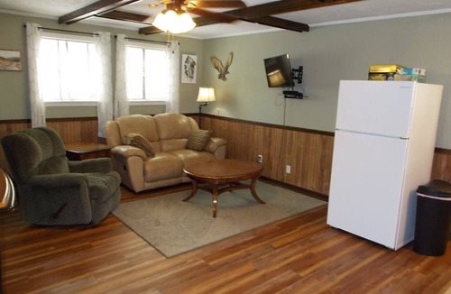 Caddo Gap Cabin | Caddo River Crossing - The Barn Cabin - Has access to the Caddo River