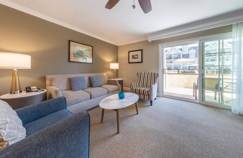 Carlsbad Village Hotel | Carlsbad Beach Escape | Balcony, Pool Access & Free Parking | Near LEGOLAND