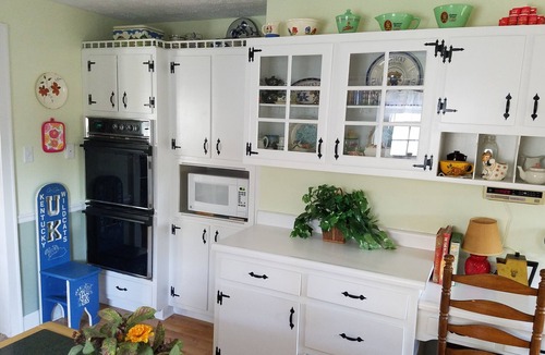 Ashland House | Carroll Manor: RecentlyRenovated English Tutor. Sleeps 8