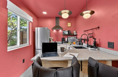 Mt. Hood - Columbia River Gorge Apartment | Casa Flamingo - Basecamp for Gorge Adventures