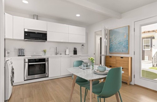 South Wrigley House | Casita · Retreat to a Private Studio With All the Comforts of Home