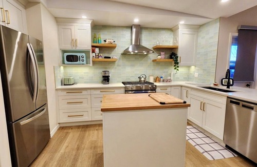 Southeast Calgary House | Central, Private, Family- and Pet-friendly Home in Calgary