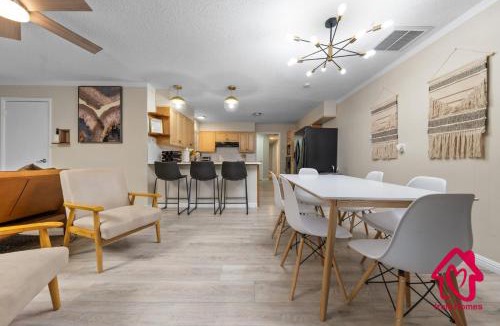 Northeast Heights House | Chapala Charm 6BR Family Oasis - An Irvie Home