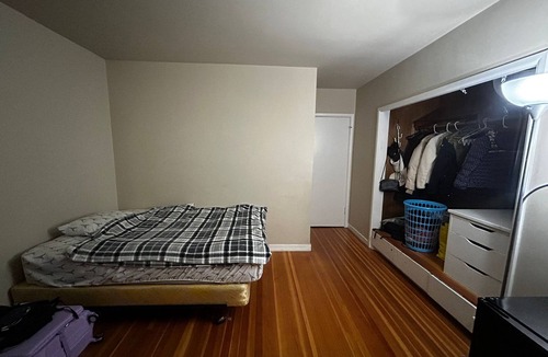 Downtown Kelowna Apartment | Charming 1-bedroom apartment in fabulous Kelowna with WiFi