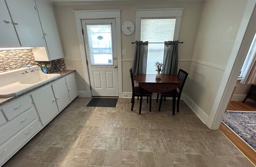 Brunswick Apartment | Charming 1-bedroom, groundfloor apt in Brunswick with AC, near Bowdoin College