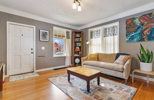 St. Johns House | Charming 1909 St Johns Bungalow