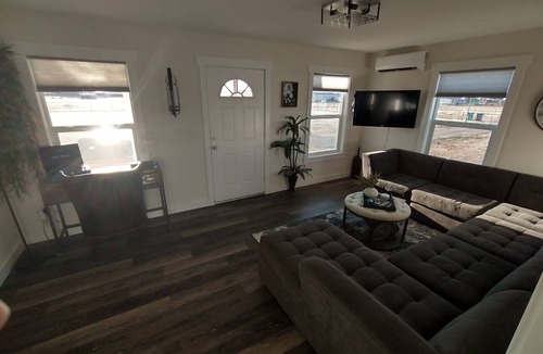 Prescott Valley Cottage | Charming 2-bedroom cottage in wonderful Prescott Valley with WiFi, AC