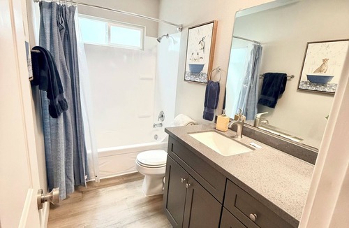 Northwest Torrance Condo | Charming 2-bedroom condo in pleasant Torrance with Pool