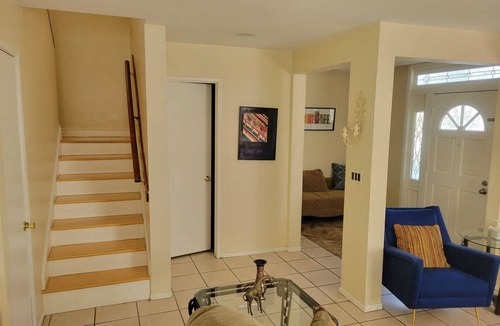 Pasadena House | Charming 3-bedroom Condo w/Patio - Cal Tech Area