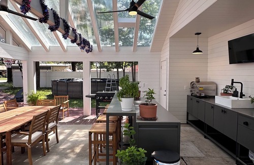 Winfield House | Charming 3-bedroom house in beautiful Winfield with WiFi, AC