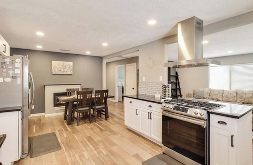 Northeast Heights House | Charming 3+-bedroom home in balloon capital of the world Albuquerque.