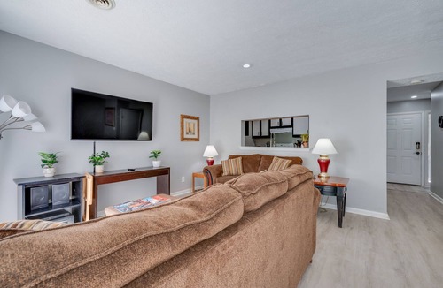 Berkeley House | Charming 3BR, 2BA in Central Williamsburg!