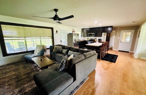 Texarkana House | Charming 4-bedroom house with AC and WiFi in peaceful Texarkana