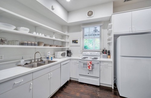 Beach Institute House | Charming Abode on Quiet Street w/Courtyard and Parking by Lucky Savannah