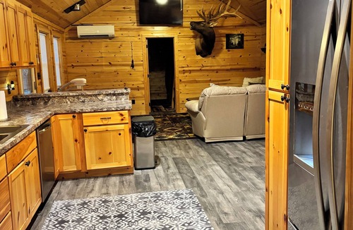 Angel Fire Cabin | Charming Cabin Close to Ski Slopes in Angel Fire, NM