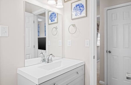Highland Springs House | Charming & Cozy Retreat: Your Perfect RVA Getaway
